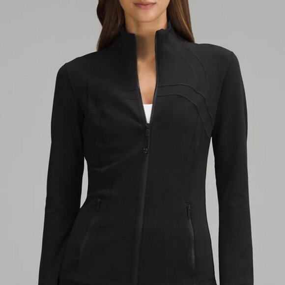 *SOLD* BNWT Define Jacket Luon size 4 black lululemon - Picture 4 of 4